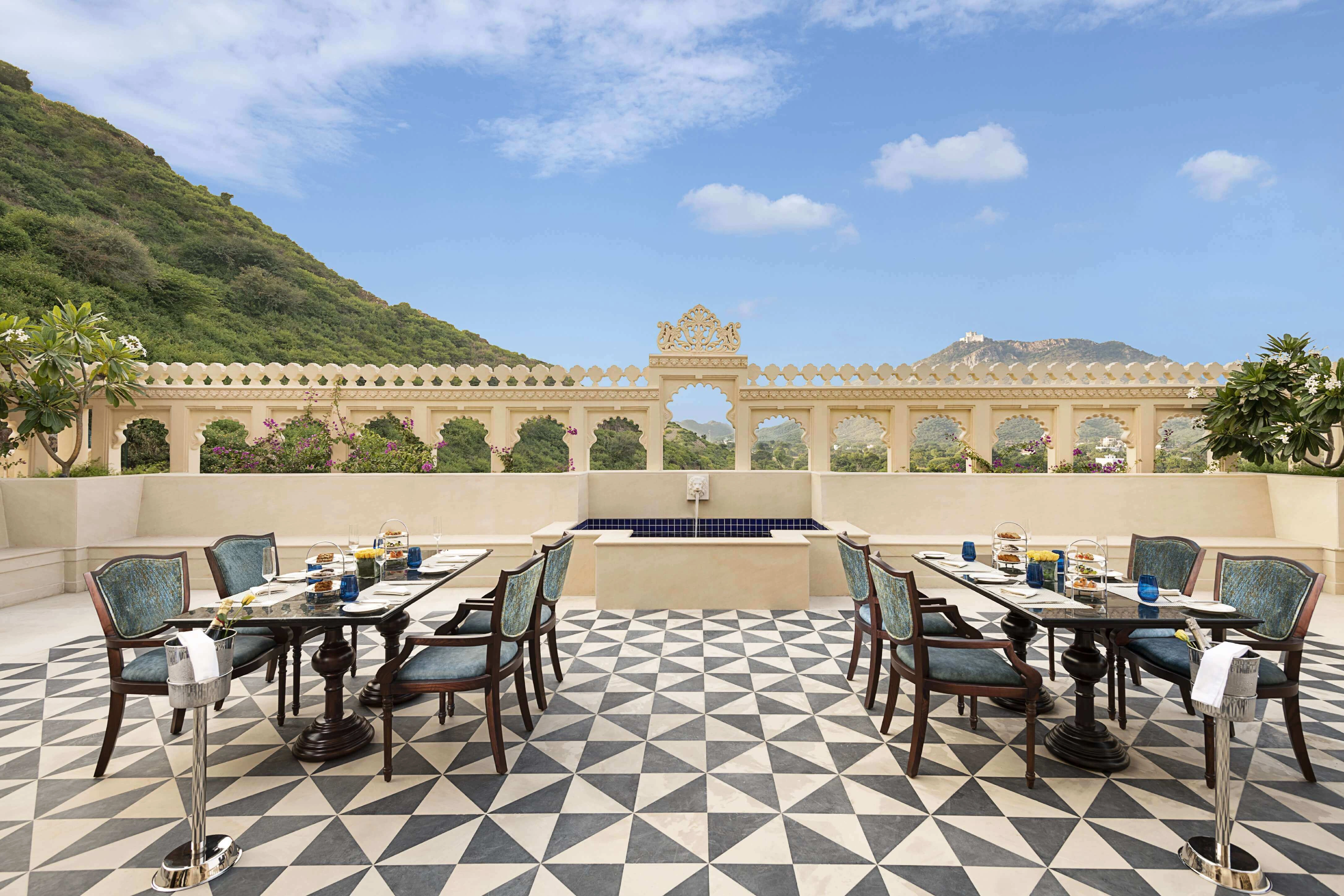 Aurum - Boardroom with terrace