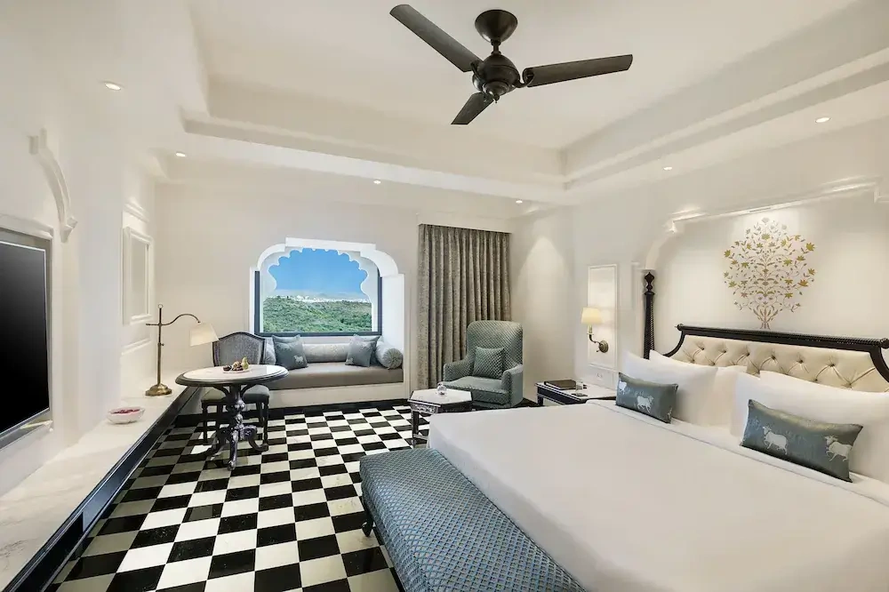 Aurika Suite