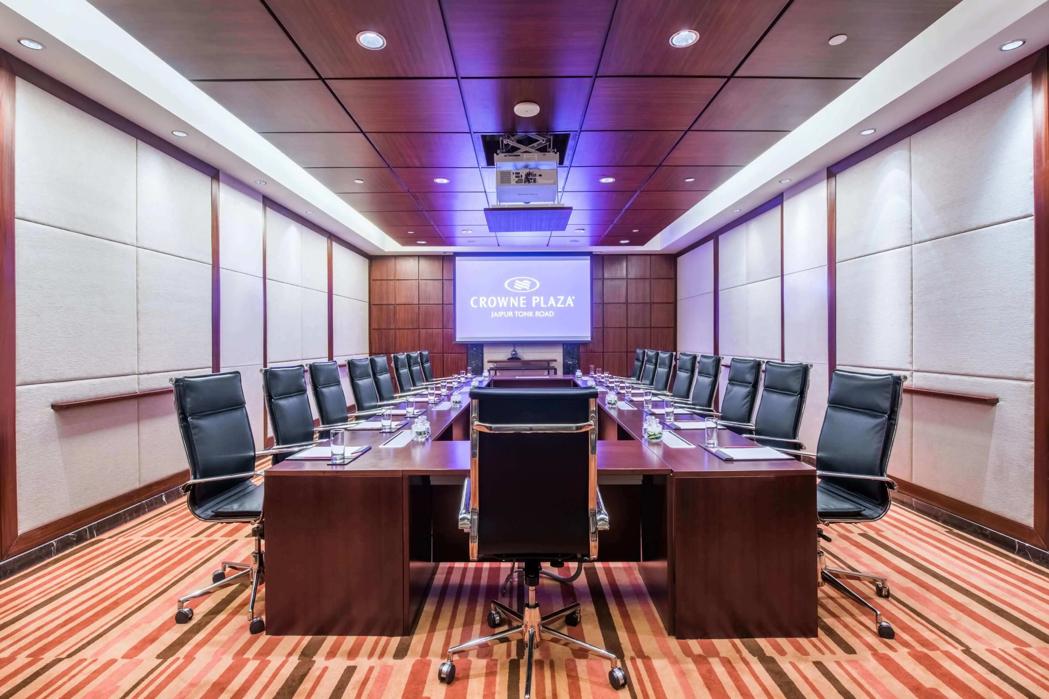 Executive Boardroom 2