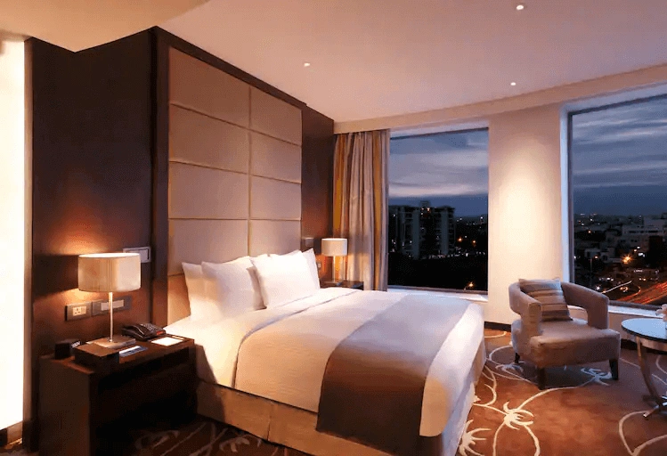 KING 1 BEDROOM SUITE WITH ARAVALLI RANGE VIEW