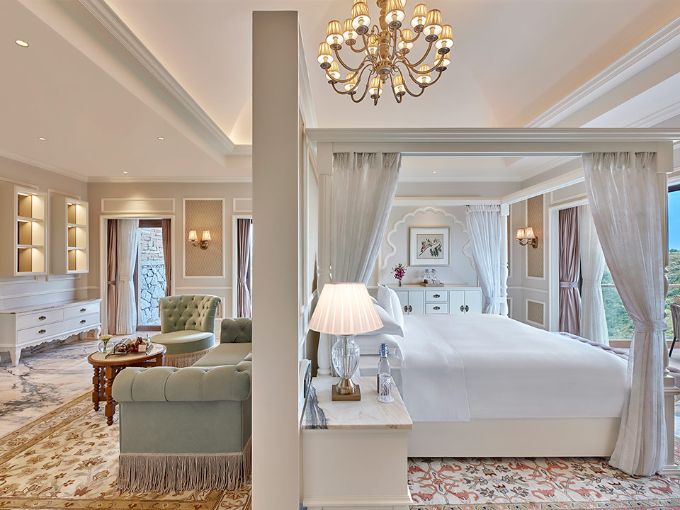 Grand Presidential Suite
