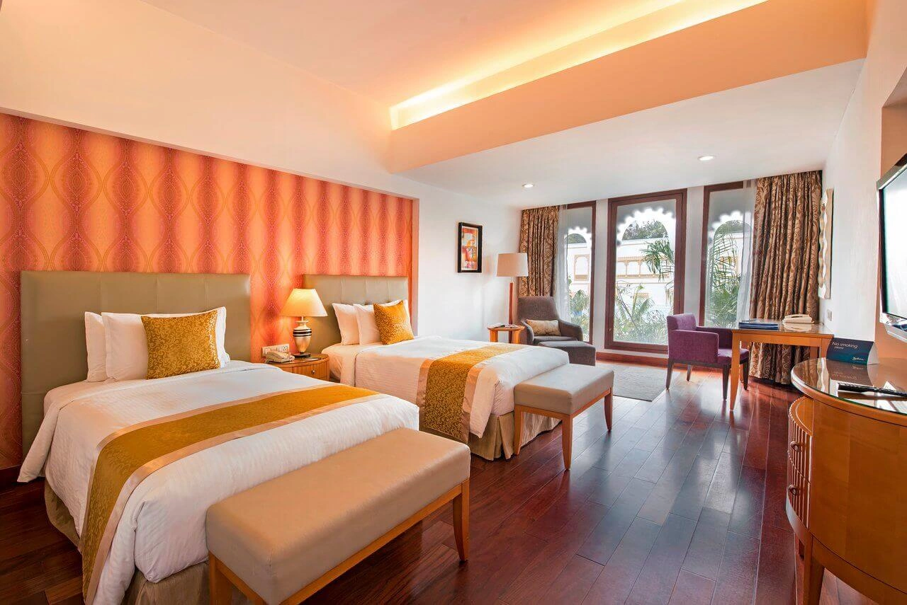 Deluxe Sajjangarh Suite