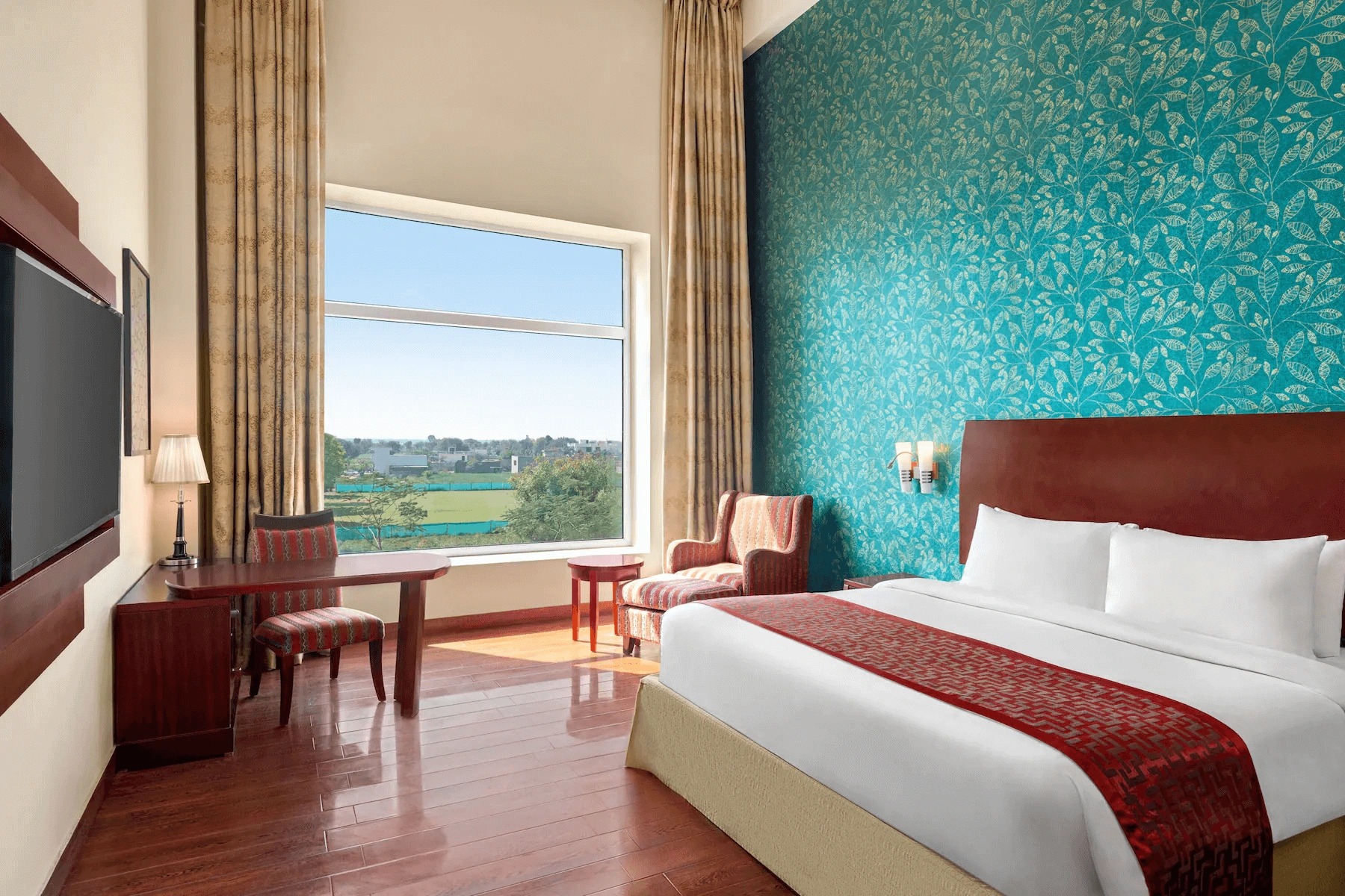 Premium King Room