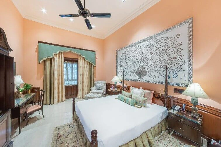 Luxury Room