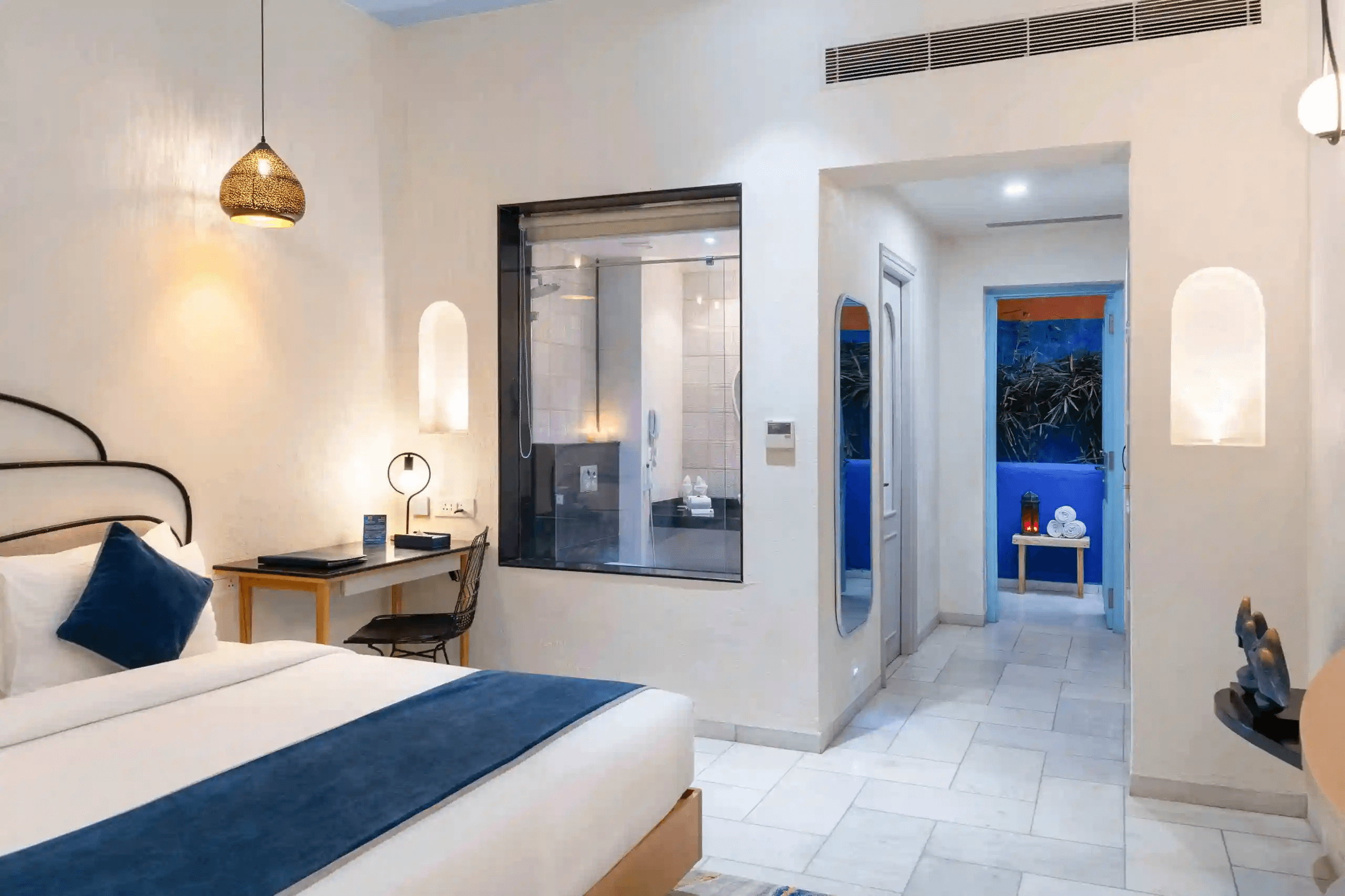 Executive Rooms with Bathtub