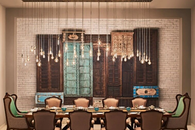 BOARD ROOM 1