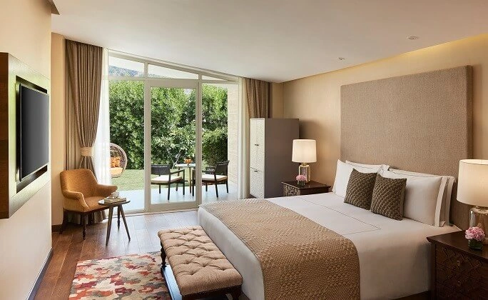 Premium Suite Hill View