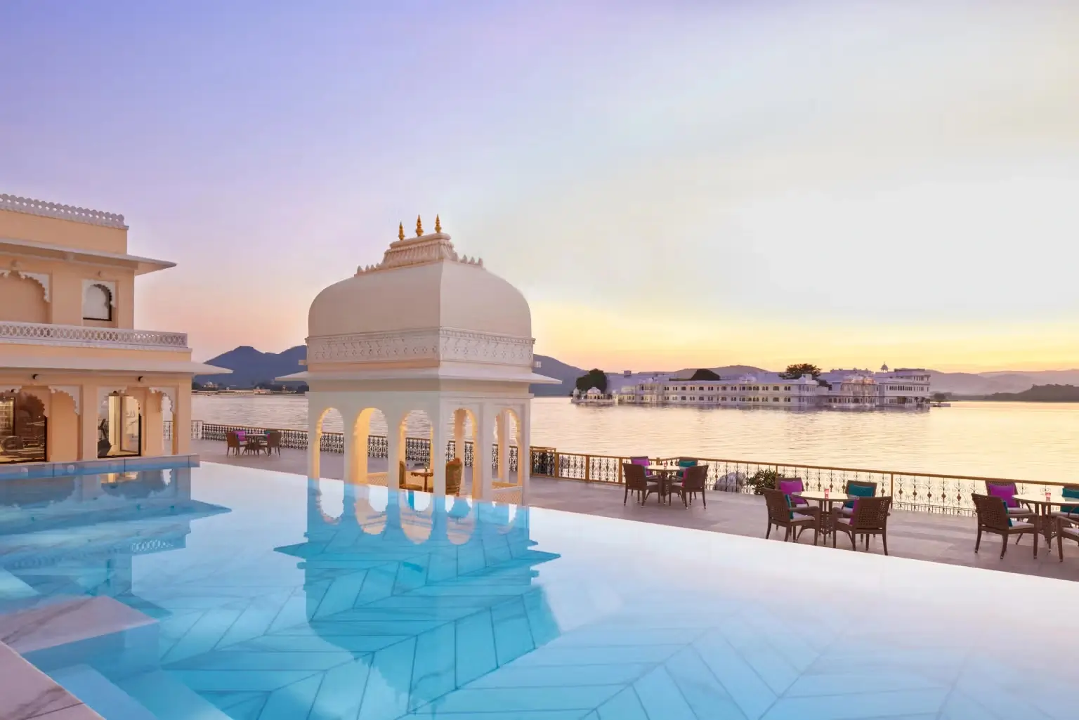 Taj Fateh Prakash Palace gallery 2