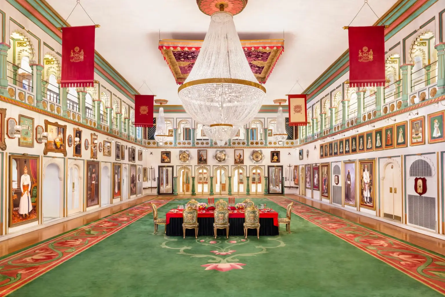 Taj Fateh Prakash Palace gallery 3