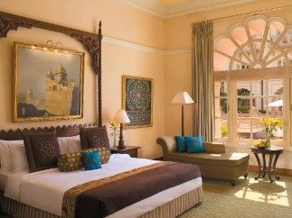 Deluxe Room Garden View King Bed