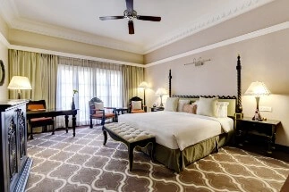 Luxury Room Pool View Twin Bed