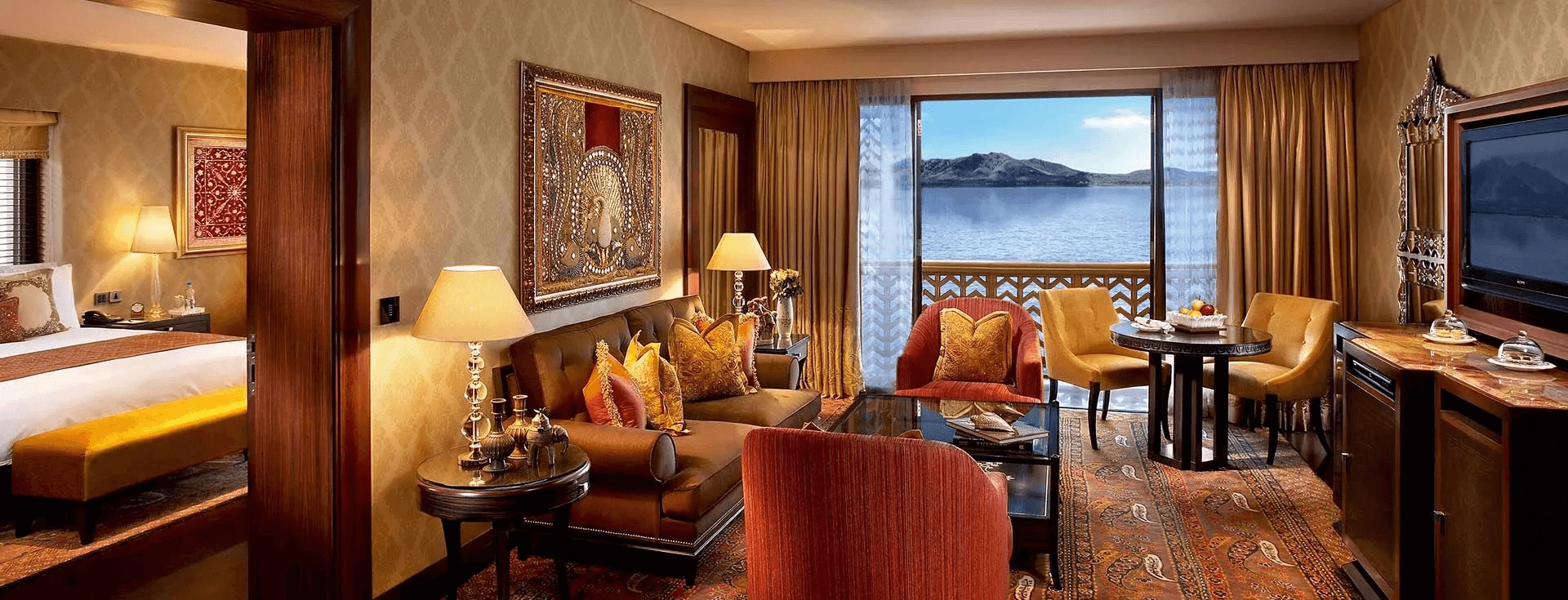 Luxury Suite